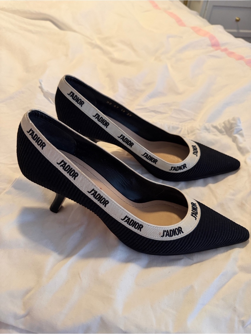 Dior J'Adior Knit Fabric Kitten Heel Pump Size 39 - Picture 2 of 8